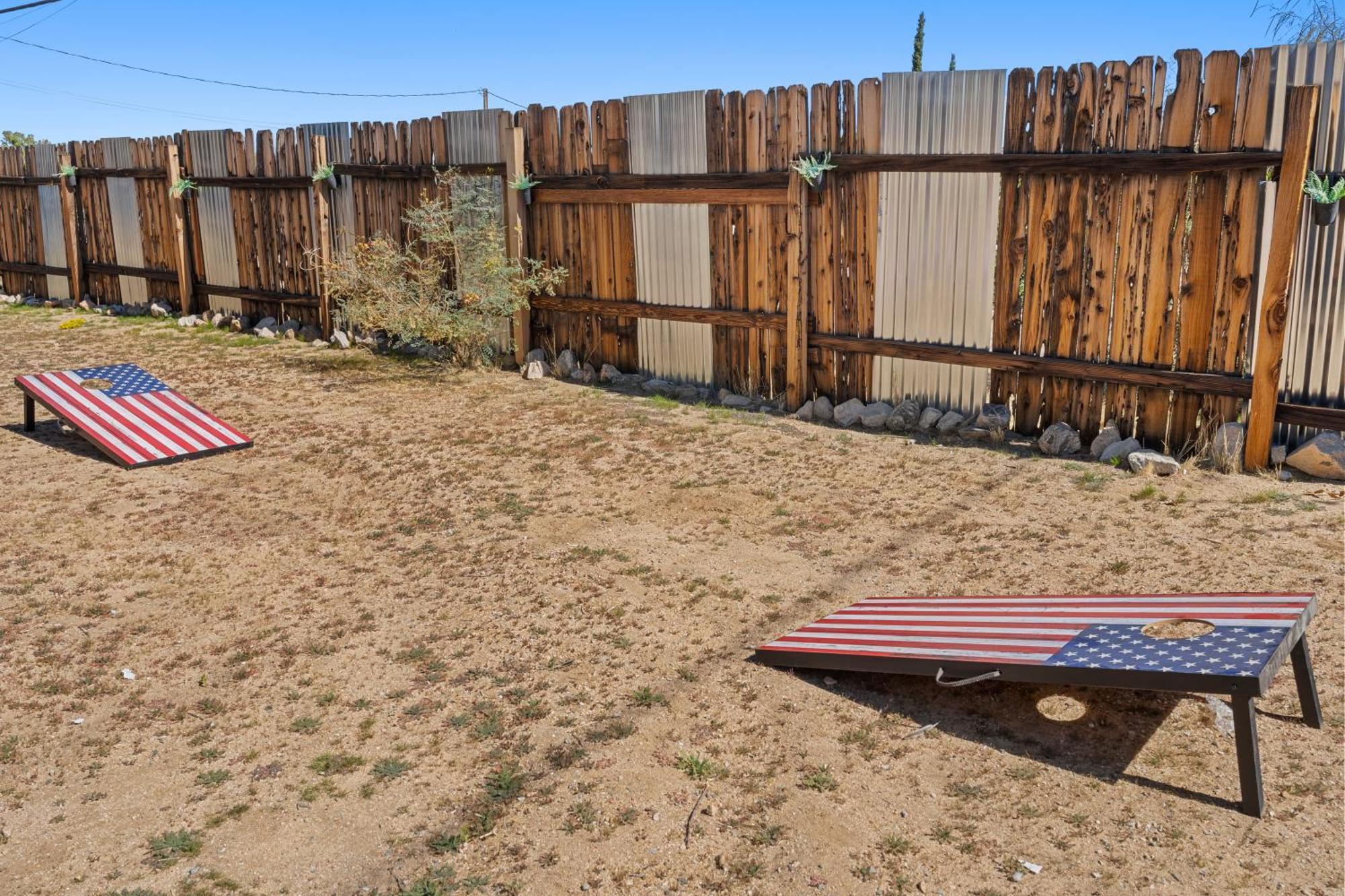 Apartment Desert Serenity In Yucca/joshua Tree W/ac & Fire Pit *